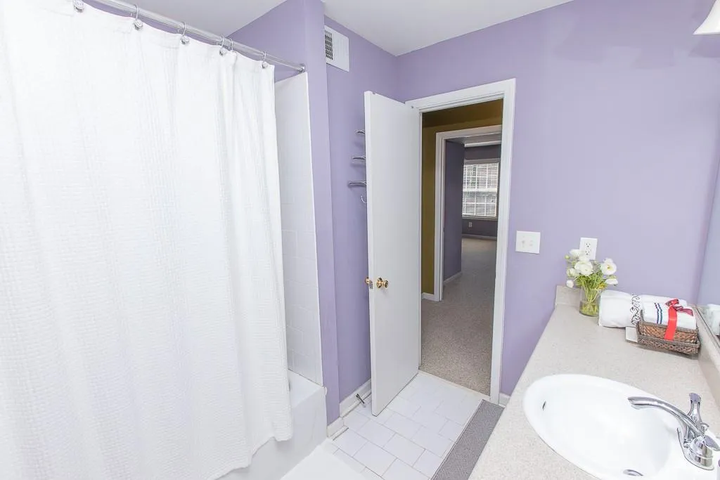 1206 Brighton Point, Sandy Springs, Georgia 30328, 2 Bedrooms Bedrooms, ,2 BathroomsBathrooms,Residential,Sold,1206 Brighton Point,6714202