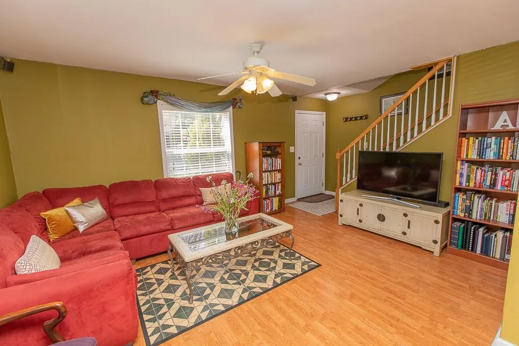 1206 Brighton Point, Sandy Springs, Georgia 30328, 2 Bedrooms Bedrooms, ,2 BathroomsBathrooms,Residential,Sold,1206 Brighton Point,6714202