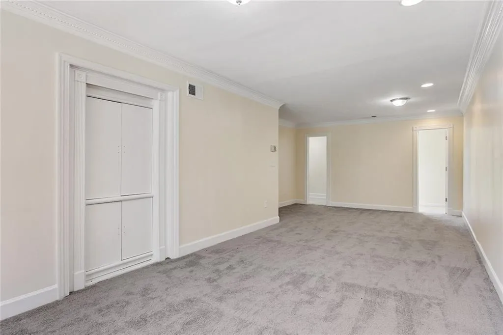 390 N River Parkway Unit A, Sandy Springs, Georgia 30350, 2 Bedrooms Bedrooms, ,2 BathroomsBathrooms,Residential,Sold,390 N River Parkway Unit A,6523361