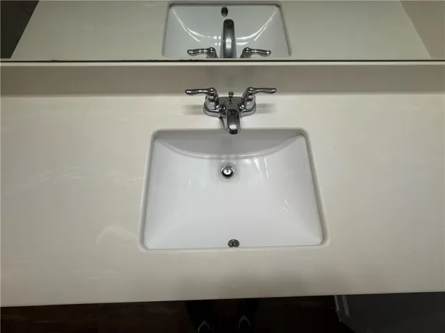 1170