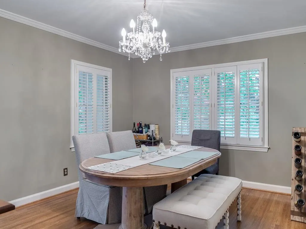 3049 W Roxboro Road Ne, Atlanta, Georgia 30324, 3 Bedrooms Bedrooms, ,2 BathroomsBathrooms,Residential,Sold,3049 W Roxboro Road Ne,5721007