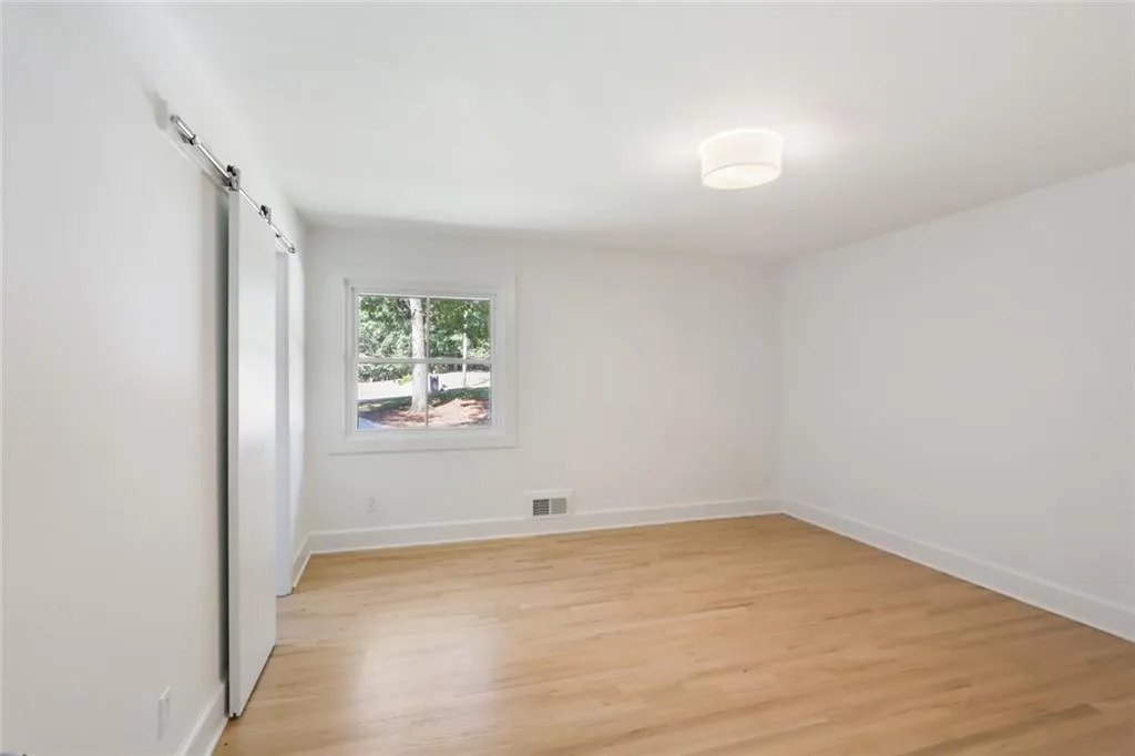 1540 Chevron Drive, Atlanta, Georgia 30350, 6 Bedrooms Bedrooms, ,4 BathroomsBathrooms,Residential,Sold,1540 Chevron Drive,6627384