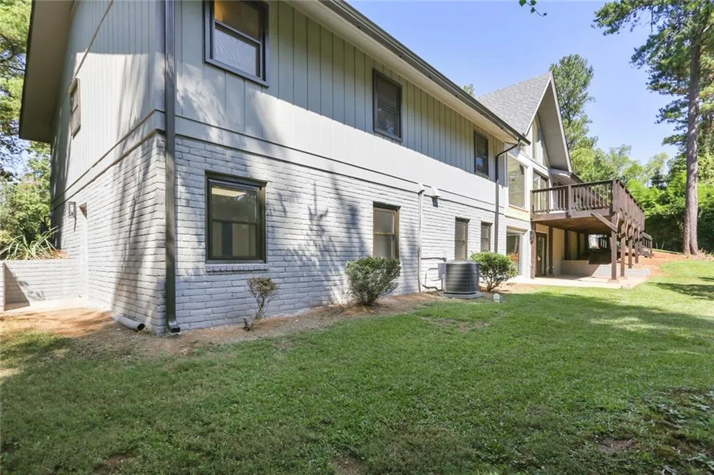 1540 Chevron Drive, Atlanta, Georgia 30350, 6 Bedrooms Bedrooms, ,4 BathroomsBathrooms,Residential,Sold,1540 Chevron Drive,6627384