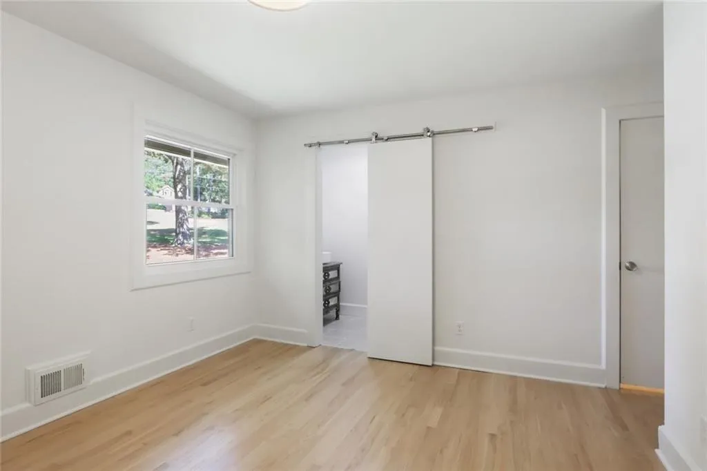 1540 Chevron Drive, Atlanta, Georgia 30350, 6 Bedrooms Bedrooms, ,4 BathroomsBathrooms,Residential,Sold,1540 Chevron Drive,6627384