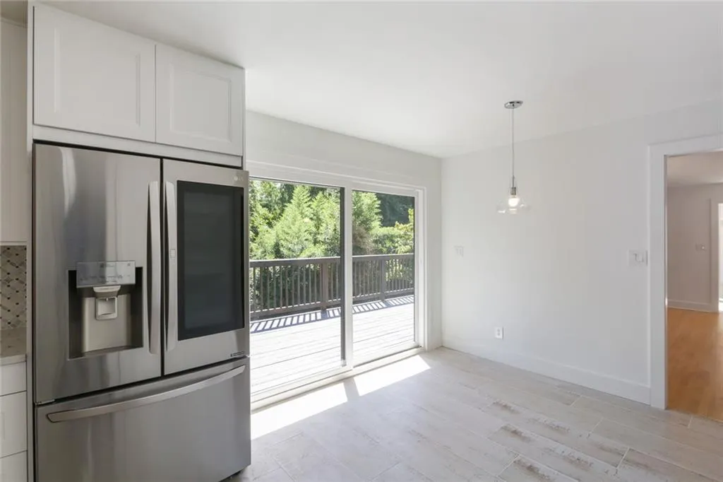 1540 Chevron Drive, Atlanta, Georgia 30350, 6 Bedrooms Bedrooms, ,4 BathroomsBathrooms,Residential,Sold,1540 Chevron Drive,6627384