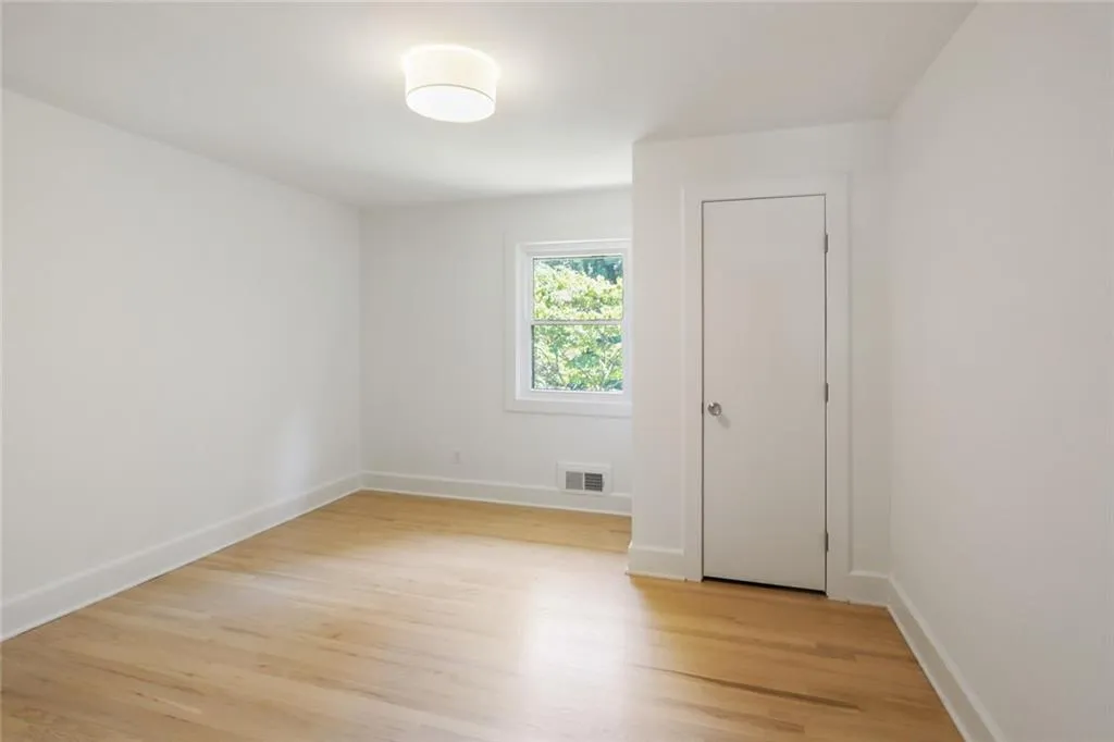 1540 Chevron Drive, Atlanta, Georgia 30350, 6 Bedrooms Bedrooms, ,4 BathroomsBathrooms,Residential,Sold,1540 Chevron Drive,6627384