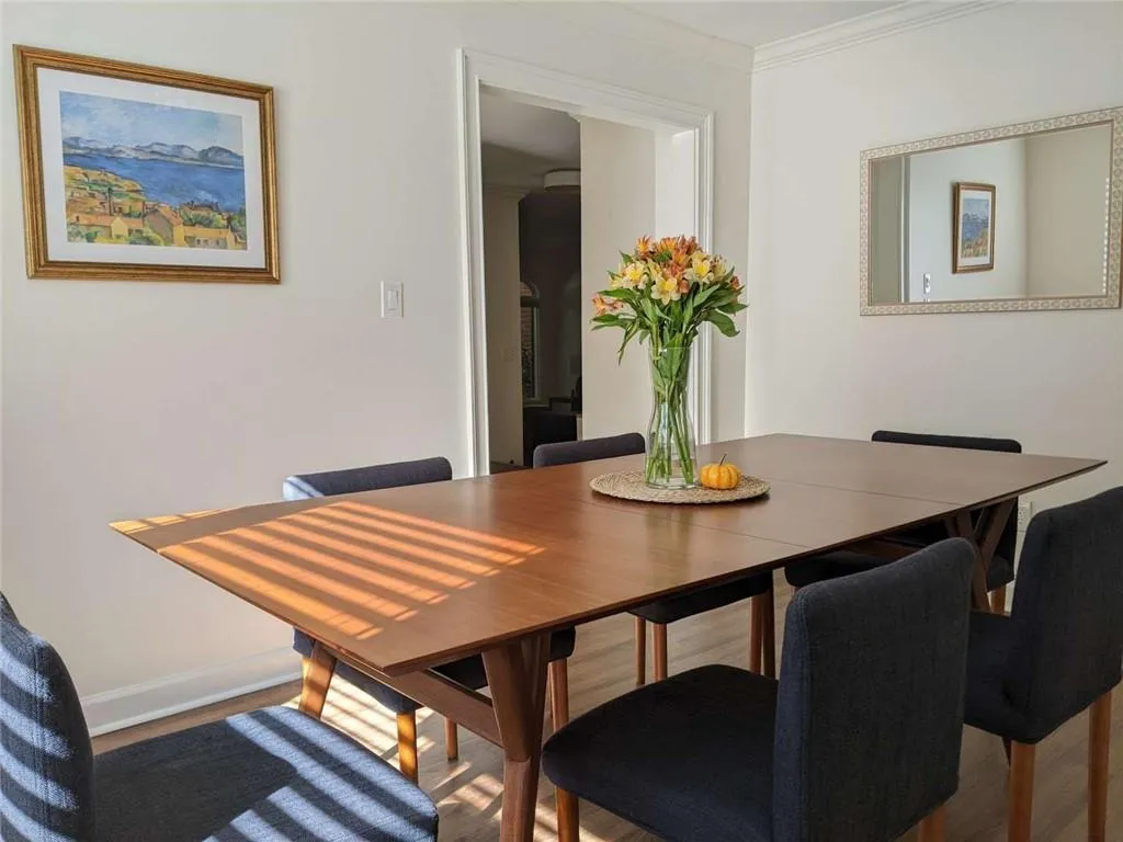 25 Westfair Court, Sandy Springs, Georgia 30328, 3 Bedrooms Bedrooms, ,2 BathroomsBathrooms,Residential,For Sale,25 Westfair Court,7667272