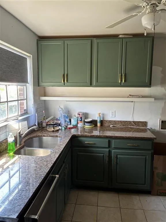 5689 Kingsport Drive, Atlanta, Georgia 30342, 2 Bedrooms Bedrooms, ,1 BathroomBathrooms,Residential,For Sale,5689 Kingsport Drive,7659962