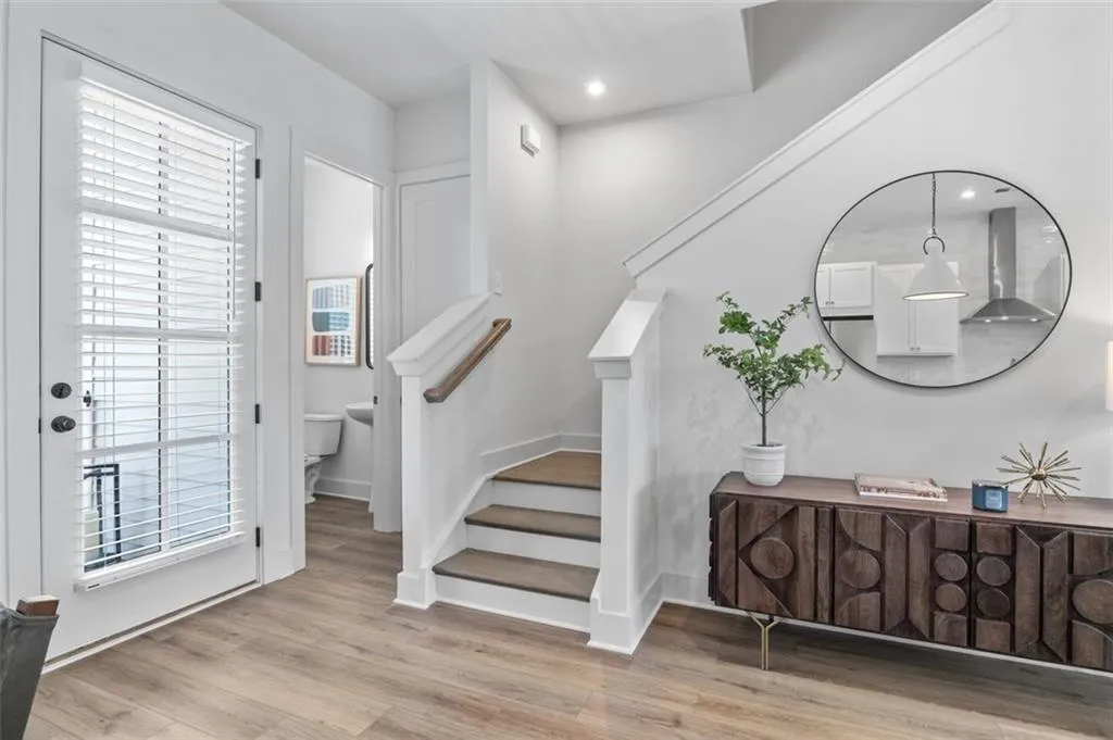 1291 Longreen Terrace Nw, Atlanta, Georgia 30318, 3 Bedrooms Bedrooms, ,2 BathroomsBathrooms,Residential,For Sale,1291 Longreen Terrace Nw,7639995