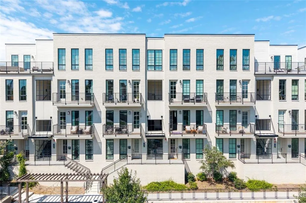 1291 Longreen Terrace Nw, Atlanta, Georgia 30318, 3 Bedrooms Bedrooms, ,2 BathroomsBathrooms,Residential,For Sale,1291 Longreen Terrace Nw,7639995
