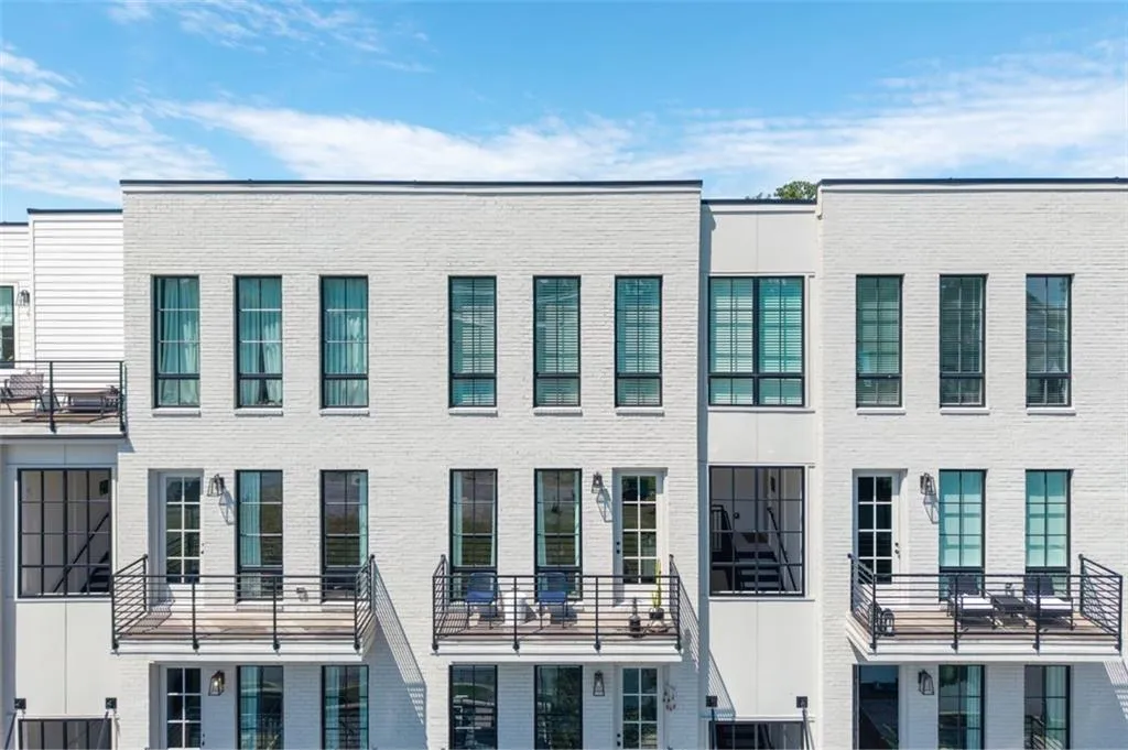 1291 Longreen Terrace Nw, Atlanta, Georgia 30318, 3 Bedrooms Bedrooms, ,2 BathroomsBathrooms,Residential,For Sale,1291 Longreen Terrace Nw,7639995