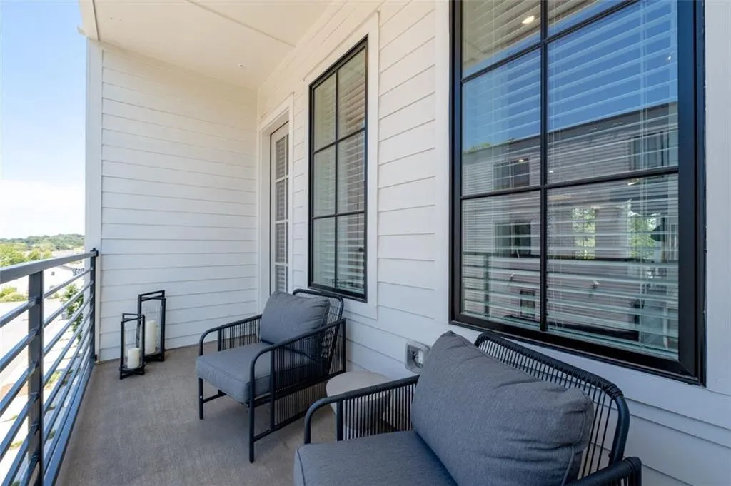 1291 Longreen Terrace Nw, Atlanta, Georgia 30318, 3 Bedrooms Bedrooms, ,2 BathroomsBathrooms,Residential,For Sale,1291 Longreen Terrace Nw,7639995