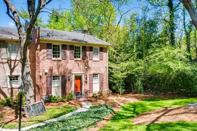 3050 Margaret Mitchell Drive Unit 15, Atlanta, Georgia 30327, 2 Bedrooms Bedrooms, ,3 BathroomsBathrooms,Residential,Sold,3050 Margaret Mitchell Drive Unit 15,5835235