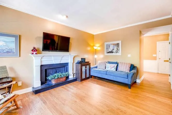 3050 Margaret Mitchell Drive Unit 15, Atlanta, Georgia 30327, 2 Bedrooms Bedrooms, ,3 BathroomsBathrooms,Residential,Sold,3050 Margaret Mitchell Drive Unit 15,5835235