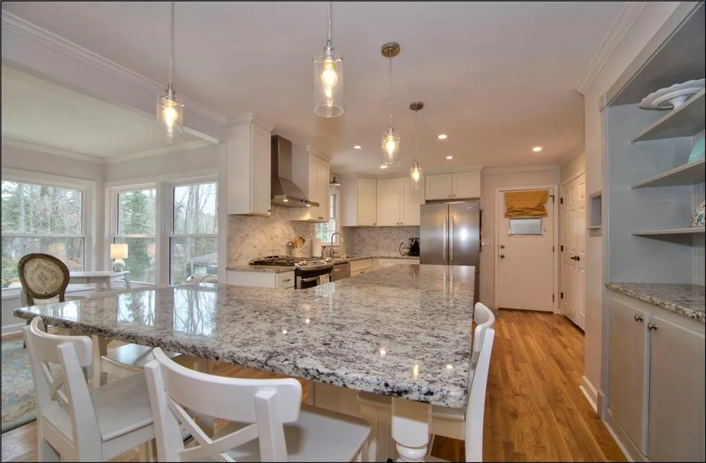 420 Colewood Way, Atlanta, Georgia 30328, 4 Bedrooms Bedrooms, ,3 BathroomsBathrooms,Residential,Sold,420 Colewood Way,5812307