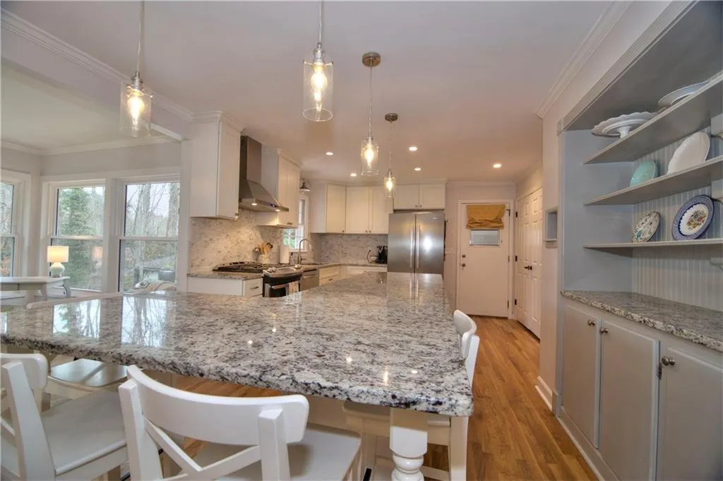 420 Colewood Way, Atlanta, Georgia 30328, 4 Bedrooms Bedrooms, ,3 BathroomsBathrooms,Residential,Sold,420 Colewood Way,5812307