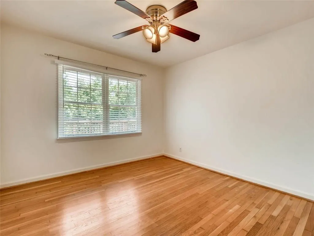 830 Starlight Drive, Atlanta, Georgia 30342, 5 Bedrooms Bedrooms, ,3 BathroomsBathrooms,Residential,Sold,830 Starlight Drive,5883828