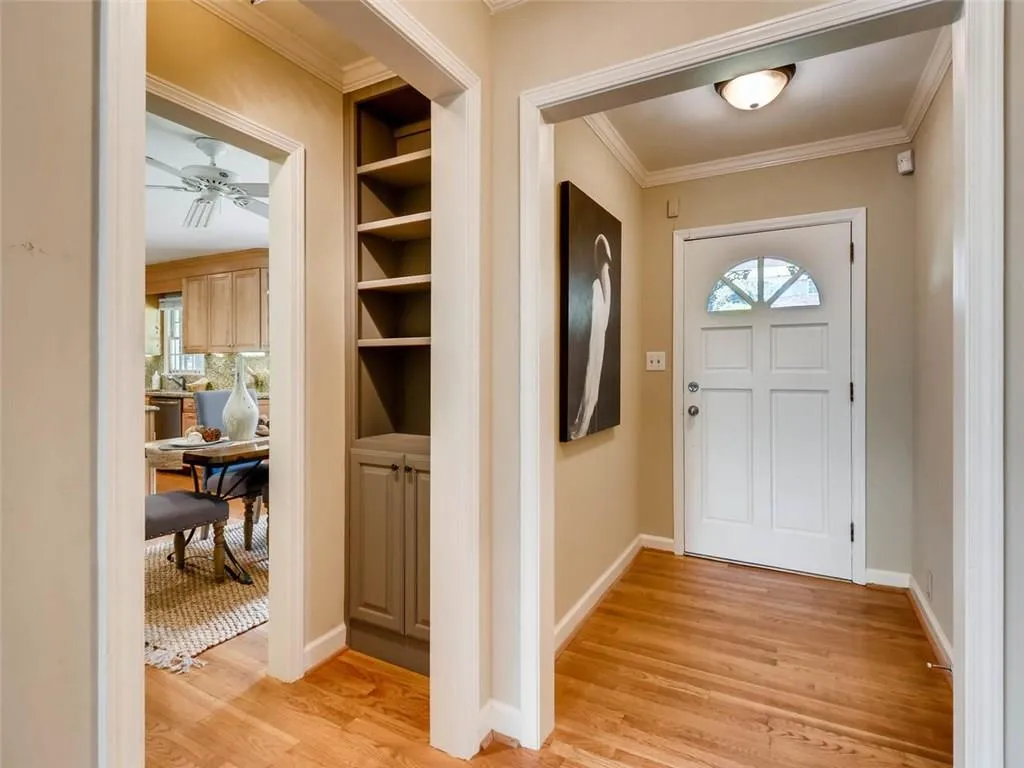 830 Starlight Drive, Atlanta, Georgia 30342, 5 Bedrooms Bedrooms, ,3 BathroomsBathrooms,Residential,Sold,830 Starlight Drive,5883828