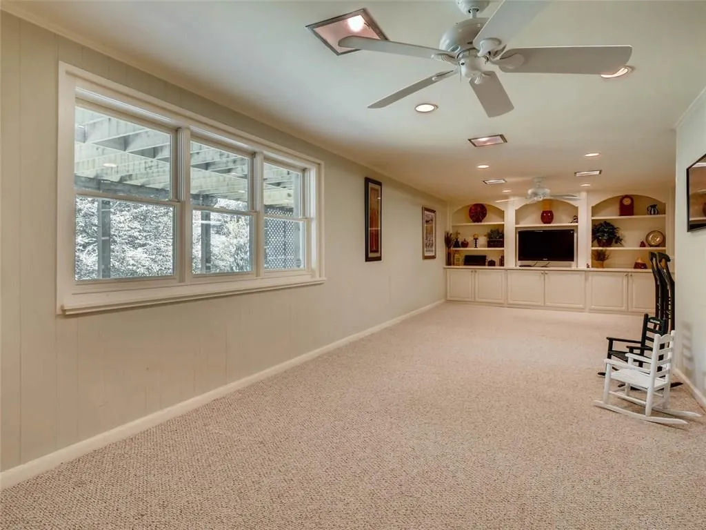 830 Starlight Drive, Atlanta, Georgia 30342, 5 Bedrooms Bedrooms, ,3 BathroomsBathrooms,Residential,Sold,830 Starlight Drive,5883828