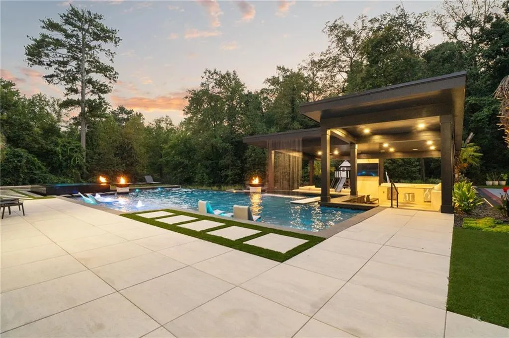 4870 Northside Drive, Atlanta, Georgia 30327, 7 Bedrooms Bedrooms, ,8 BathroomsBathrooms,Residential,For Sale,4870 Northside Drive,7653333