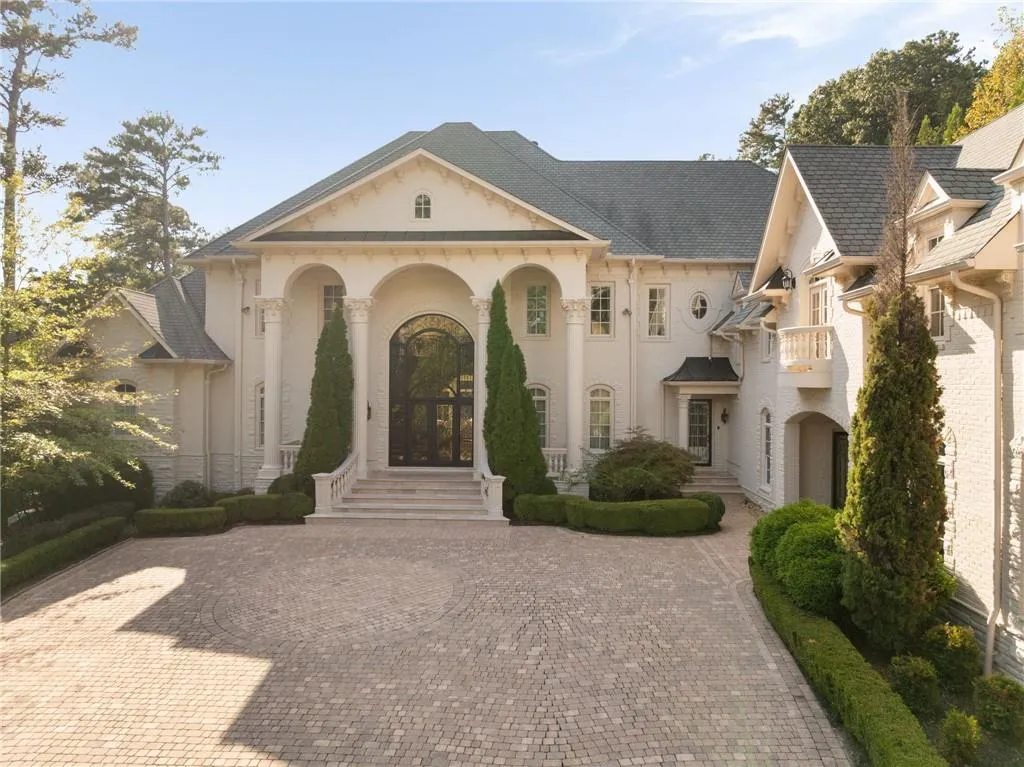 4870 Northside Drive, Atlanta, Georgia 30327, 7 Bedrooms Bedrooms, ,8 BathroomsBathrooms,Residential,For Sale,4870 Northside Drive,7653333