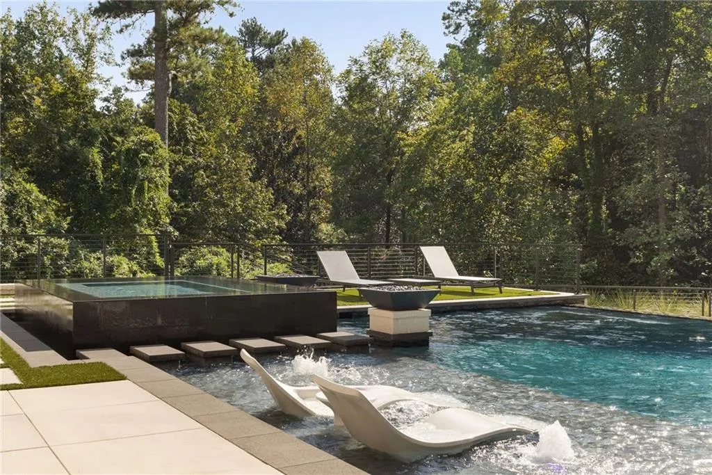 4870 Northside Drive, Atlanta, Georgia 30327, 7 Bedrooms Bedrooms, ,8 BathroomsBathrooms,Residential,For Sale,4870 Northside Drive,7653333