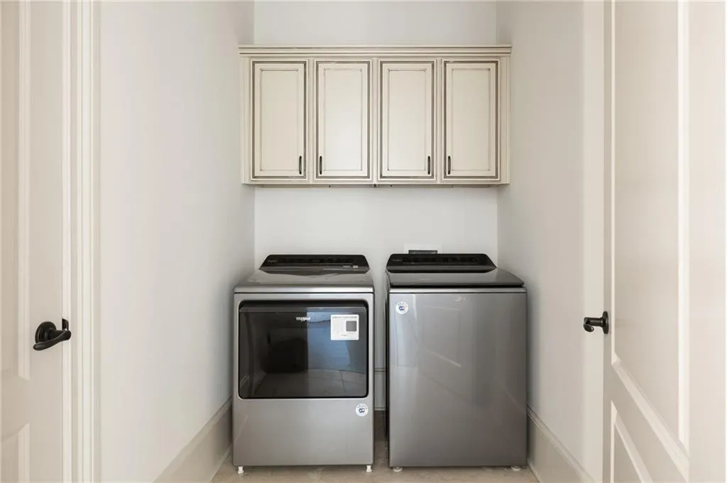 4870 Northside Drive, Atlanta, Georgia 30327, 7 Bedrooms Bedrooms, ,8 BathroomsBathrooms,Residential,For Sale,4870 Northside Drive,7653333
