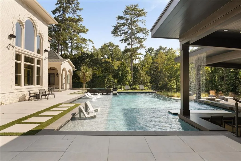 4870 Northside Drive, Atlanta, Georgia 30327, 7 Bedrooms Bedrooms, ,8 BathroomsBathrooms,Residential,For Sale,4870 Northside Drive,7653333