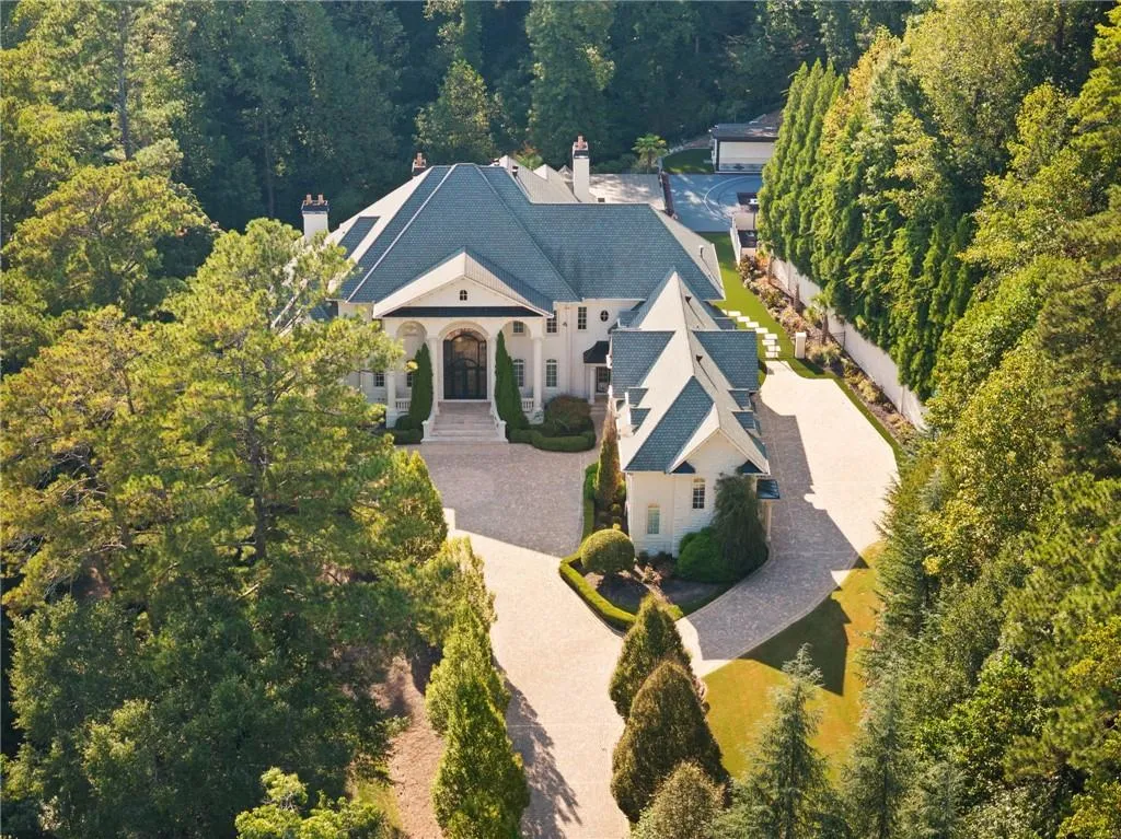 4870 Northside Drive, Atlanta, Georgia 30327, 7 Bedrooms Bedrooms, ,8 BathroomsBathrooms,Residential,For Sale,4870 Northside Drive,7653333