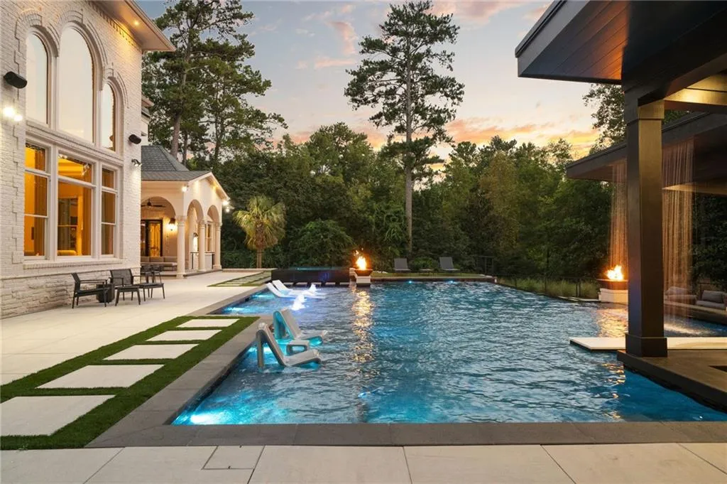 4870 Northside Drive, Atlanta, Georgia 30327, 7 Bedrooms Bedrooms, ,8 BathroomsBathrooms,Residential,For Sale,4870 Northside Drive,7653333