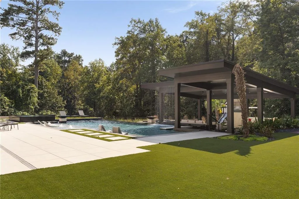 4870 Northside Drive, Atlanta, Georgia 30327, 7 Bedrooms Bedrooms, ,8 BathroomsBathrooms,Residential,For Sale,4870 Northside Drive,7653333