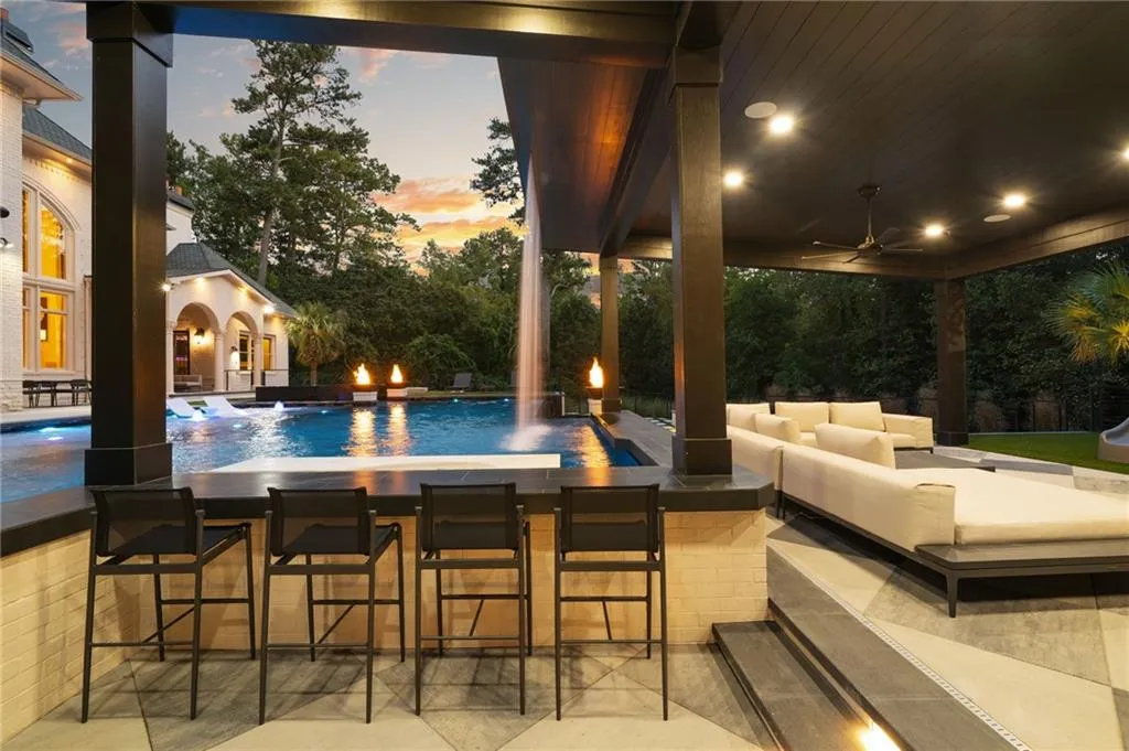 4870 Northside Drive, Atlanta, Georgia 30327, 7 Bedrooms Bedrooms, ,8 BathroomsBathrooms,Residential,For Sale,4870 Northside Drive,7653333
