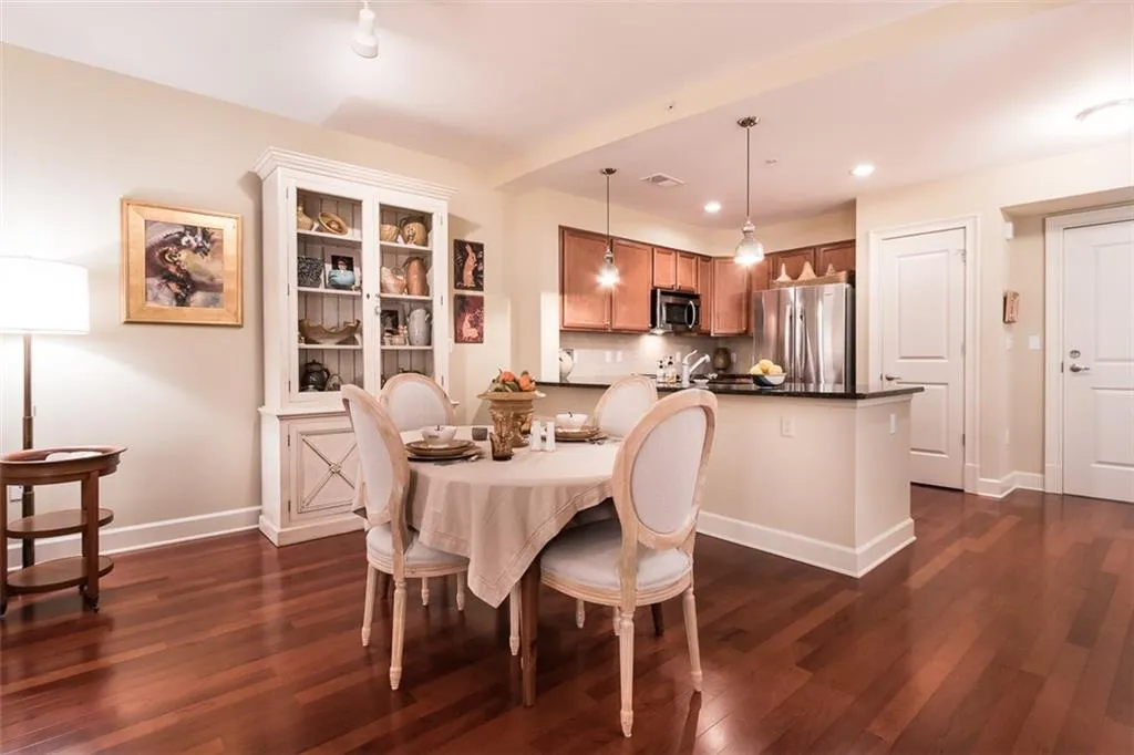 200 River Vista Drive Unit 232, Atlanta, Georgia 30339, 1 Bedroom Bedrooms, ,1 BathroomBathrooms,Residential,Sold,200 River Vista Drive Unit 232,5614374