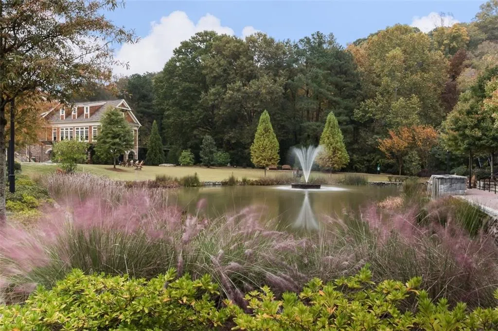 200 River Vista Drive Unit 232, Atlanta, Georgia 30339, 1 Bedroom Bedrooms, ,1 BathroomBathrooms,Residential,Sold,200 River Vista Drive Unit 232,5614374