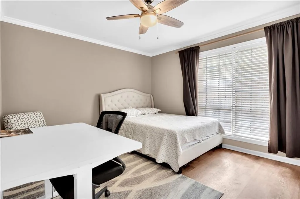 5400 Roswell Road Unit M5, Atlanta, Georgia 30342, 2 Bedrooms Bedrooms, ,2 BathroomsBathrooms,Residential,Sold,5400 Roswell Road Unit M5,7174286