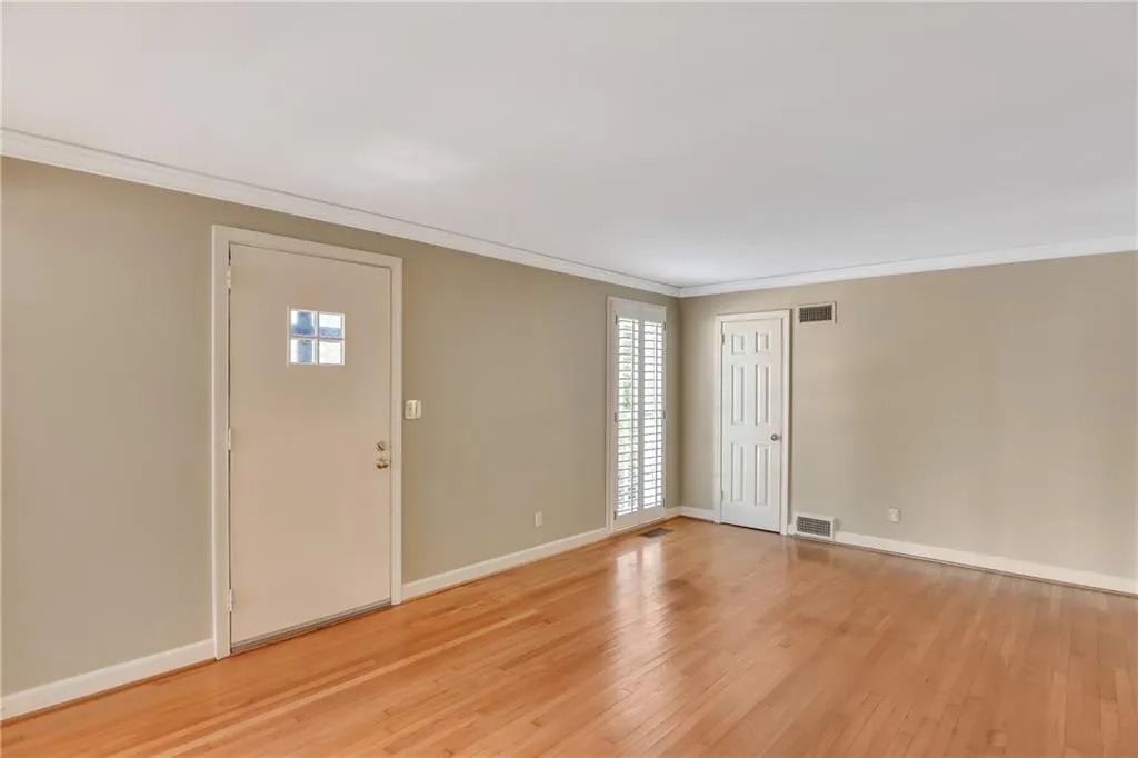 381 Pine Forest Road, Atlanta, Georgia 30342, 3 Bedrooms Bedrooms, ,2 BathroomsBathrooms,Residential,Sold,381 Pine Forest Road,6552795