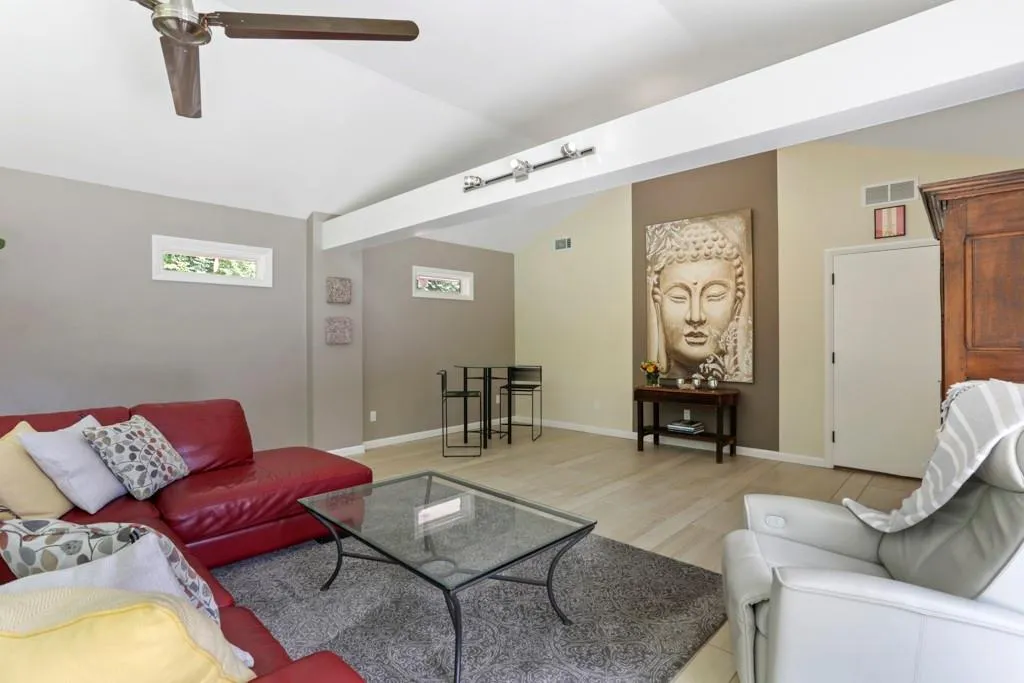 6420 Bridgewood Valley Road Nw, Sandy Springs, Georgia 30328, 3 Bedrooms Bedrooms, ,2 BathroomsBathrooms,Residential,Sold,6420 Bridgewood Valley Road Nw,6602971