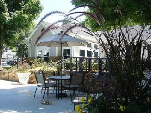 8303 Santa Fe Parkway, Sandy Springs, Georgia 30350, 2 Bedrooms Bedrooms, ,2 BathroomsBathrooms,Residential,Sold,8303 Santa Fe Parkway,5758883