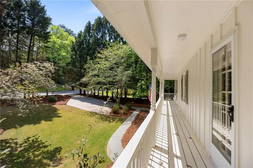 305 River Valley Road, Sandy Springs, Georgia 30328, 4 Bedrooms Bedrooms, ,3 BathroomsBathrooms,Residential,For Sale,305 River Valley Road,7748235