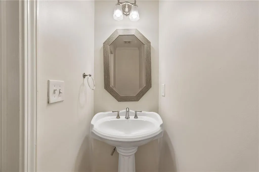 305 River Valley Road, Sandy Springs, Georgia 30328, 4 Bedrooms Bedrooms, ,3 BathroomsBathrooms,Residential,For Sale,305 River Valley Road,7748235