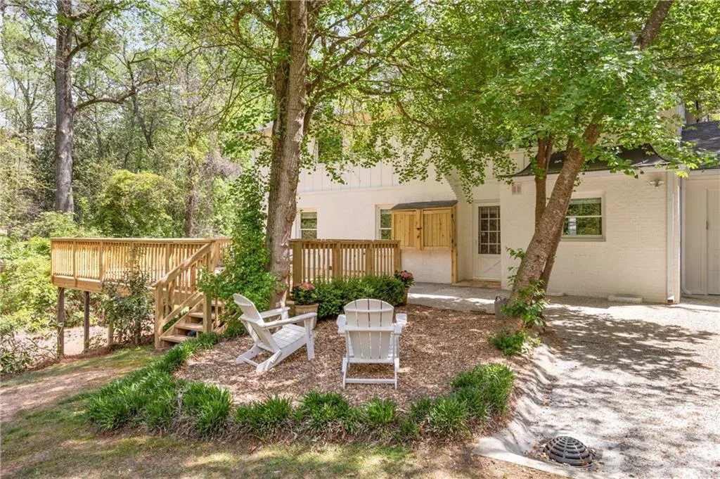 305 River Valley Road, Sandy Springs, Georgia 30328, 4 Bedrooms Bedrooms, ,3 BathroomsBathrooms,Residential,For Sale,305 River Valley Road,7748235