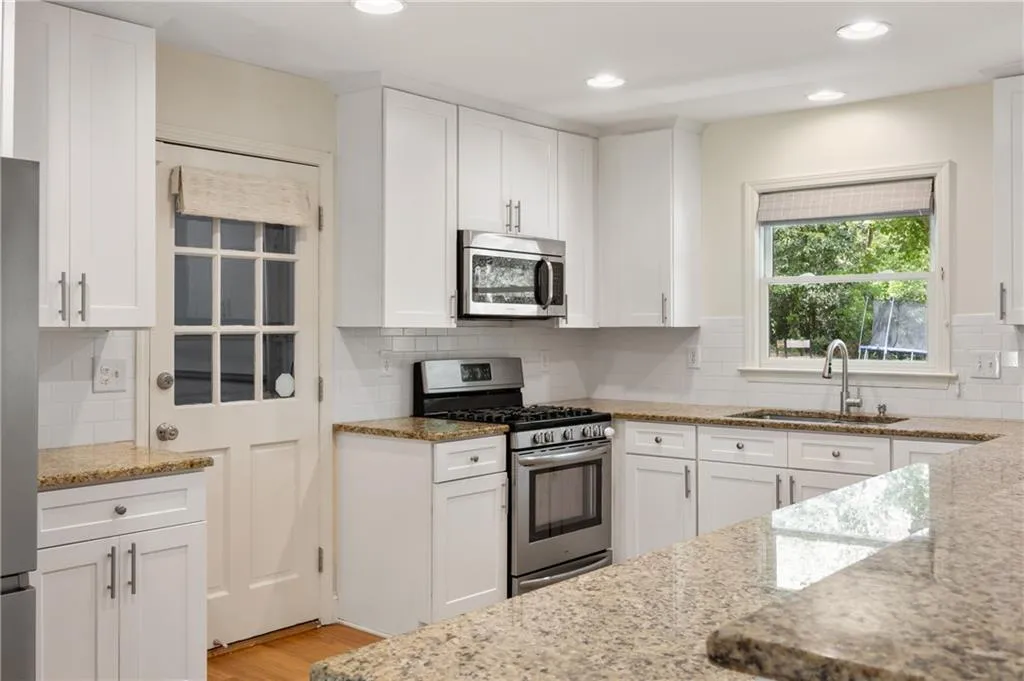 305 River Valley Road, Sandy Springs, Georgia 30328, 4 Bedrooms Bedrooms, ,3 BathroomsBathrooms,Residential,For Sale,305 River Valley Road,7748235