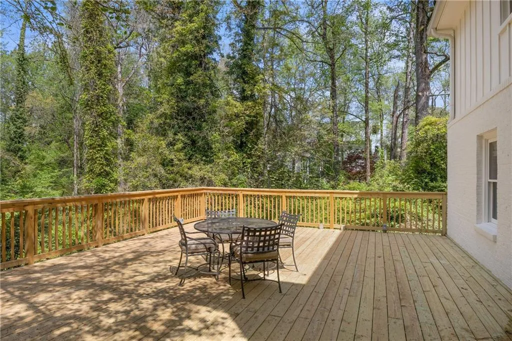 305 River Valley Road, Sandy Springs, Georgia 30328, 4 Bedrooms Bedrooms, ,3 BathroomsBathrooms,Residential,For Sale,305 River Valley Road,7748235
