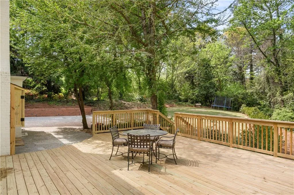 305 River Valley Road, Sandy Springs, Georgia 30328, 4 Bedrooms Bedrooms, ,3 BathroomsBathrooms,Residential,For Sale,305 River Valley Road,7748235