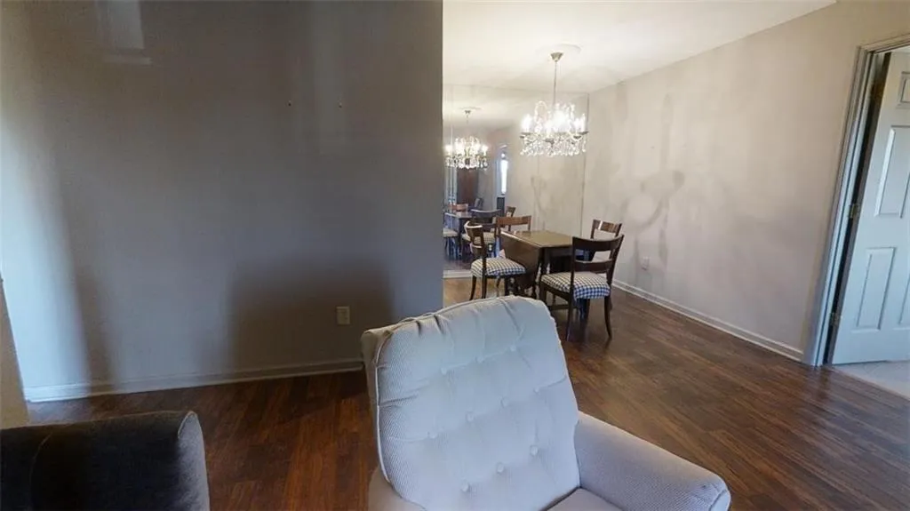 300 Johnson Ferry Road Ne Unit B515, Sandy Springs, Georgia 30328, 2 Bedrooms Bedrooms, ,2 BathroomsBathrooms,Residential,Sold,300 Johnson Ferry Road Ne Unit B515,6964638