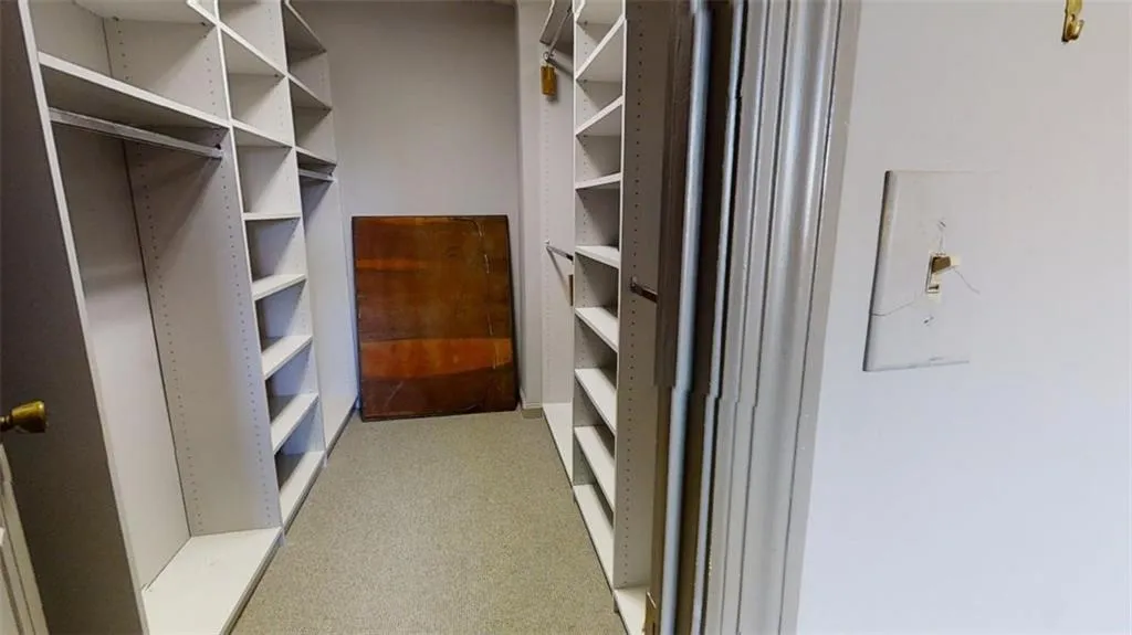 300 Johnson Ferry Road Ne Unit B515, Sandy Springs, Georgia 30328, 2 Bedrooms Bedrooms, ,2 BathroomsBathrooms,Residential,Sold,300 Johnson Ferry Road Ne Unit B515,6964638