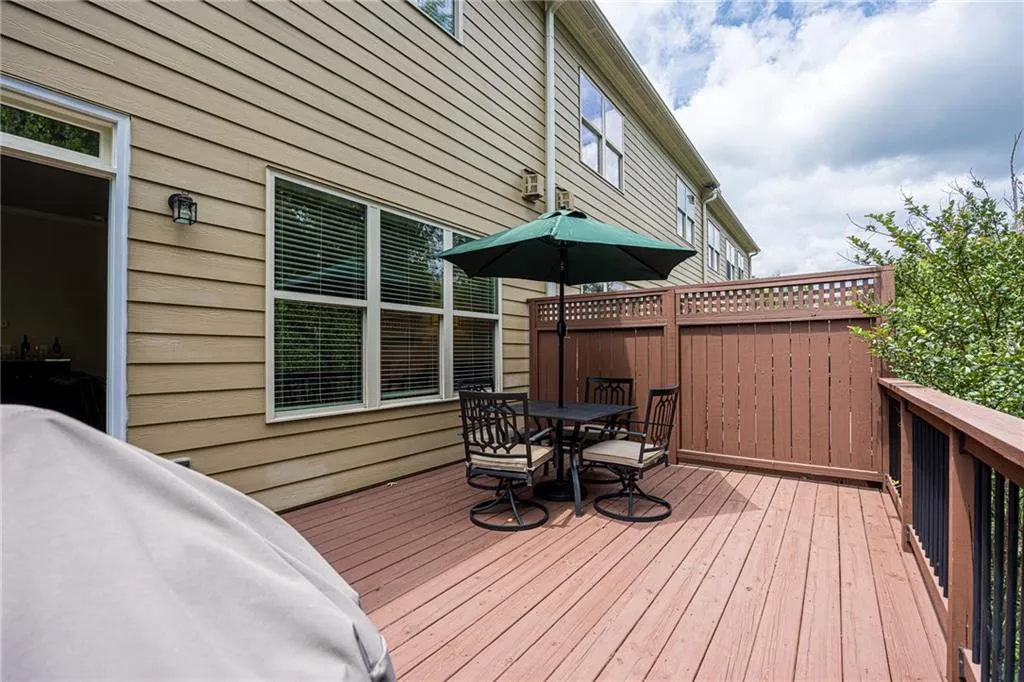 996 Bergeron Place, Sandy Springs, Georgia 30328, 3 Bedrooms Bedrooms, ,3 BathroomsBathrooms,Residential,Sold,996 Bergeron Place,7235037