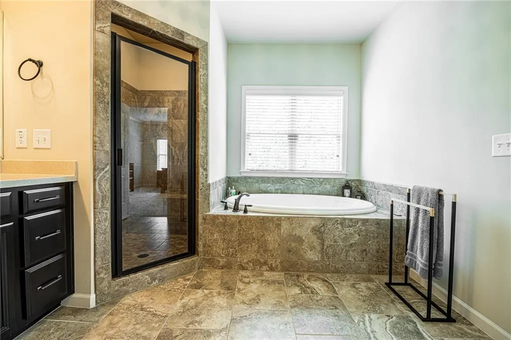 996 Bergeron Place, Sandy Springs, Georgia 30328, 3 Bedrooms Bedrooms, ,3 BathroomsBathrooms,Residential,Sold,996 Bergeron Place,7235037