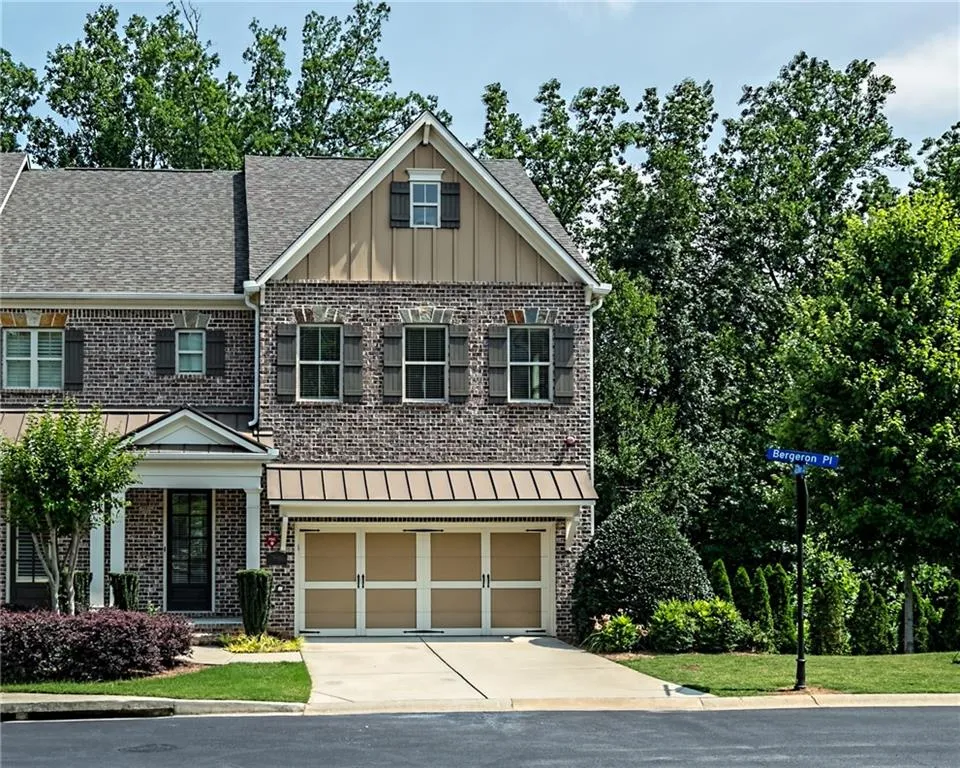 996 Bergeron Place, Sandy Springs, Georgia 30328, 3 Bedrooms Bedrooms, ,3 BathroomsBathrooms,Residential,Sold,996 Bergeron Place,7235037