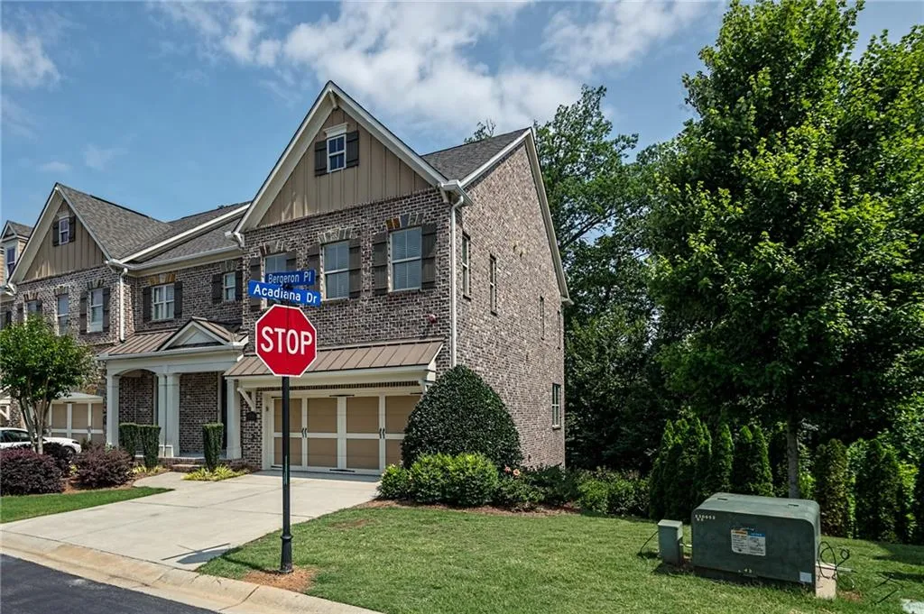 996 Bergeron Place, Sandy Springs, Georgia 30328, 3 Bedrooms Bedrooms, ,3 BathroomsBathrooms,Residential,Sold,996 Bergeron Place,7235037